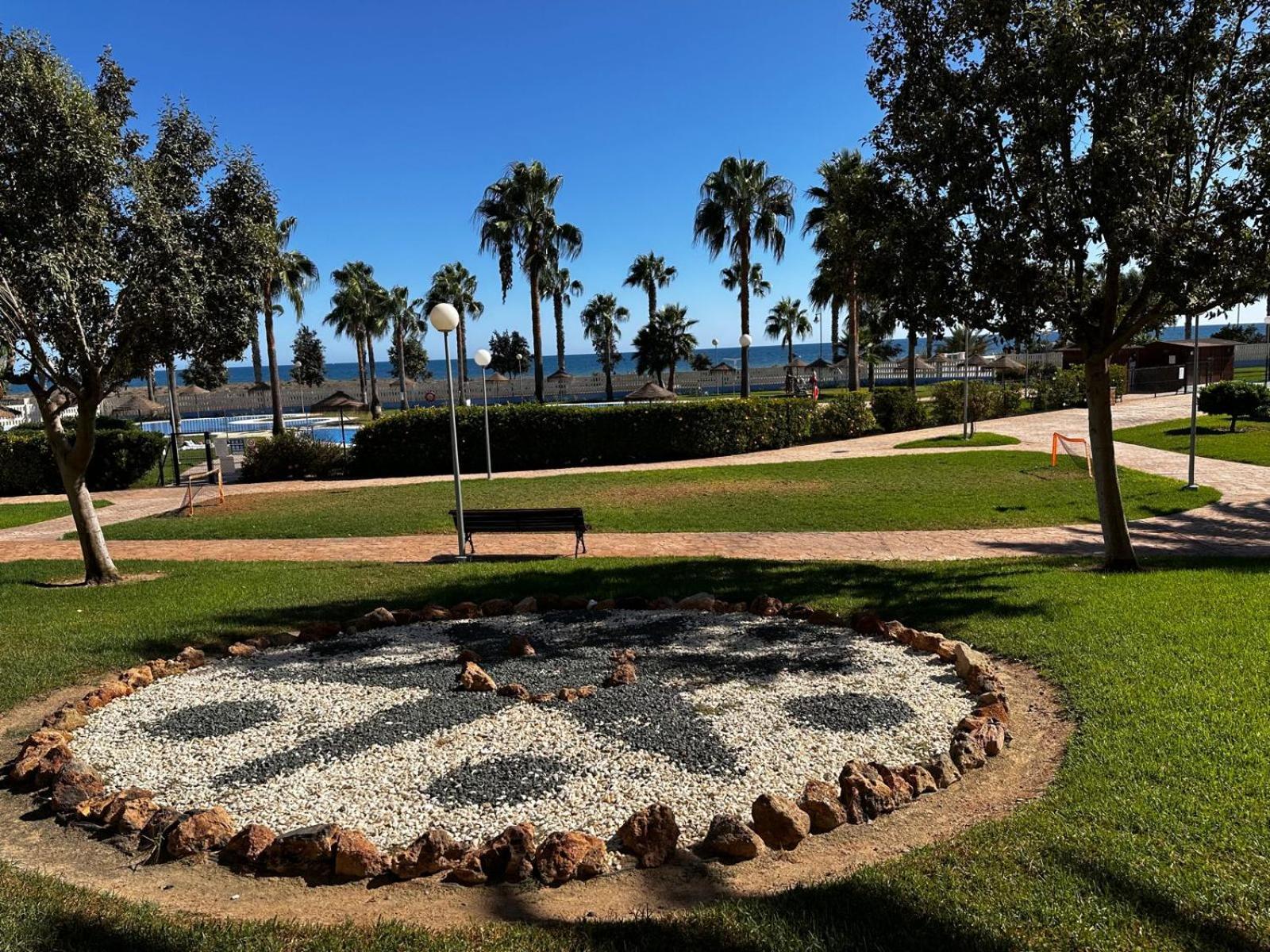 Luxurious Spacious Three Bedroom Apartment On Beachfront Almerimar Esterno foto