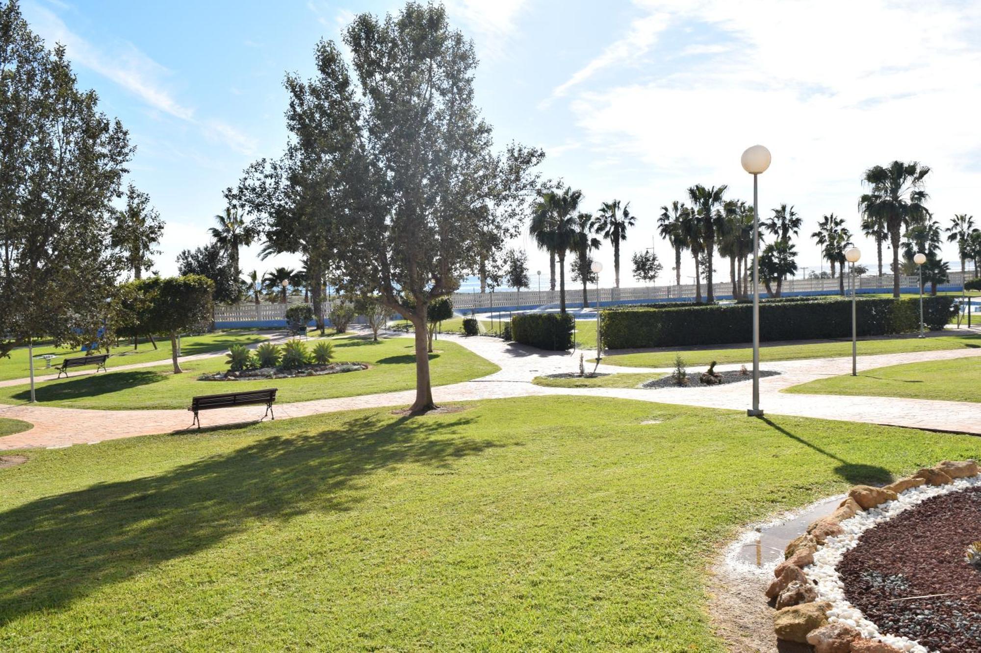 Luxurious Spacious Three Bedroom Apartment On Beachfront Almerimar Esterno foto